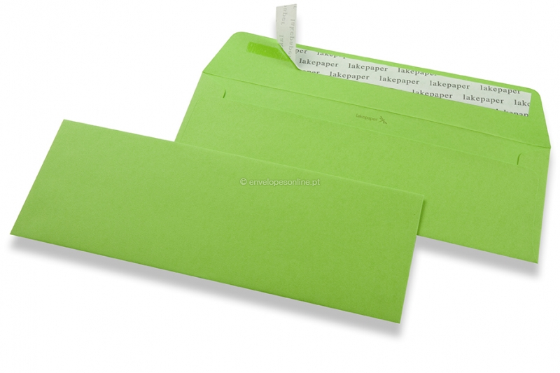 Envelopes The Kiss, Gmund Lakepaper - verde: Tapete relvado