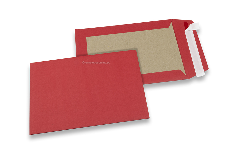 Envelopes coloridos em cartão rígido - vermelho, 162 x 229 mm