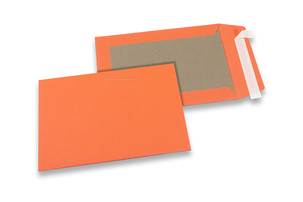 Envelopes coloridos em cartão rígido - cor de laranja, 162 x 229 mm