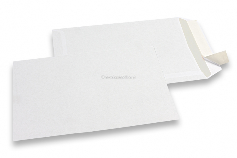 Envelope básico, 162 x 229 mm, 80 g, sem janela, fecho autocolante 