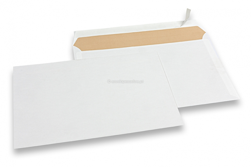 Envelopes de papel branco sujo, 162 x 229 mm (C5), 90 gramas, peso unit. aprox. 7 g. 