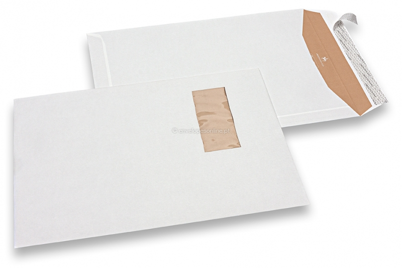 Envelopes com janela branco sujo, 229 x 324 mm (C4), janela à esquerda 40 x 110 mm, posição da janela 20 mm do esquerda e 60 mm do cima, 120 gsm, aprox. 20 g por unidade.