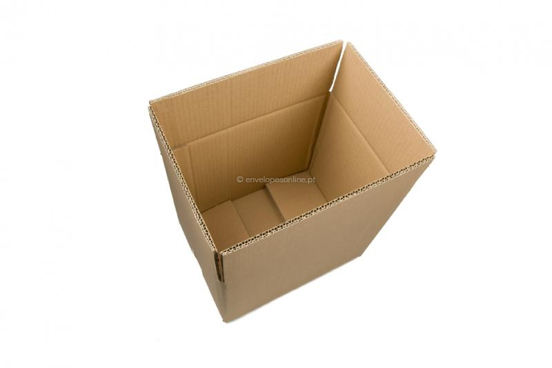 Caixas de cartão canelado duplo - castanha