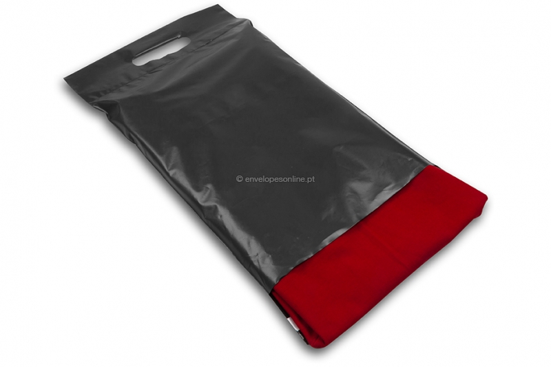 Envelopes plásticos opacos preto com guiador