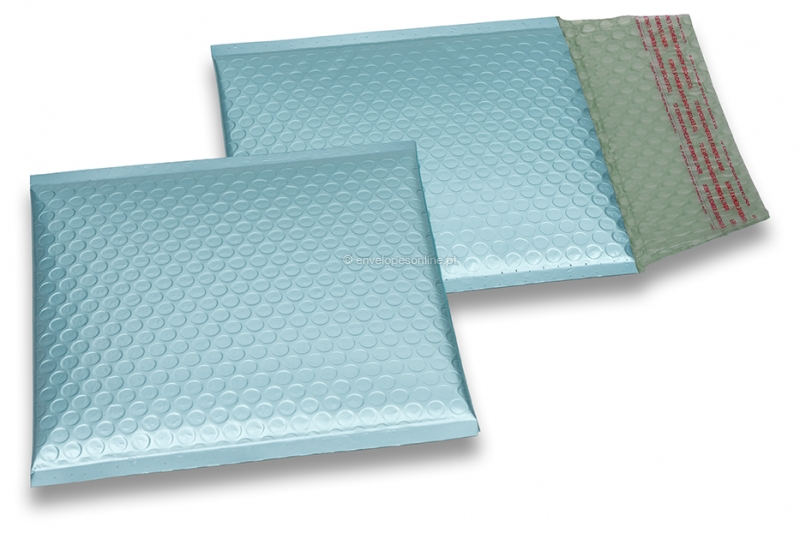 Envelopes almofadados de plástico metalizado mate ECO - azul gelo 165 x 165 mm