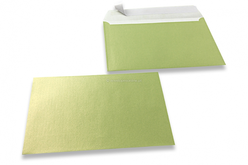 Envelopes madrepérola coloridos verde lima - 162 x 229 mm