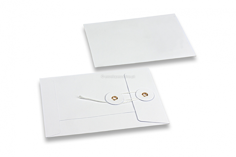 Envelopes com fecho de corda e arruela - 114 x 162 mm, branco